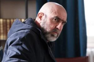 Éric Cantona sait prendre les choses en main